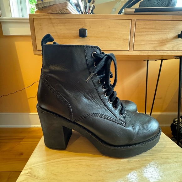 Steve Madden Booties - Picture 4 of 4